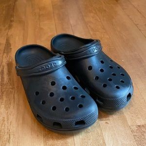 Black Classic Crocs